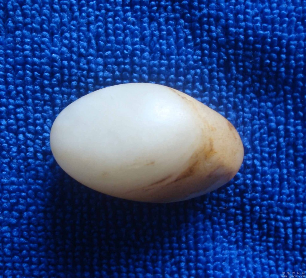 和田籽料墨玉为什么会发干 收藏价值高不高 