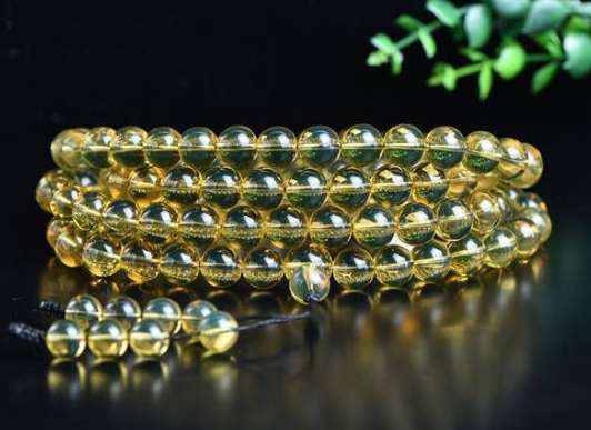 一般琥珀手串多钱一克 琥珀手串价格及挑选   第1张