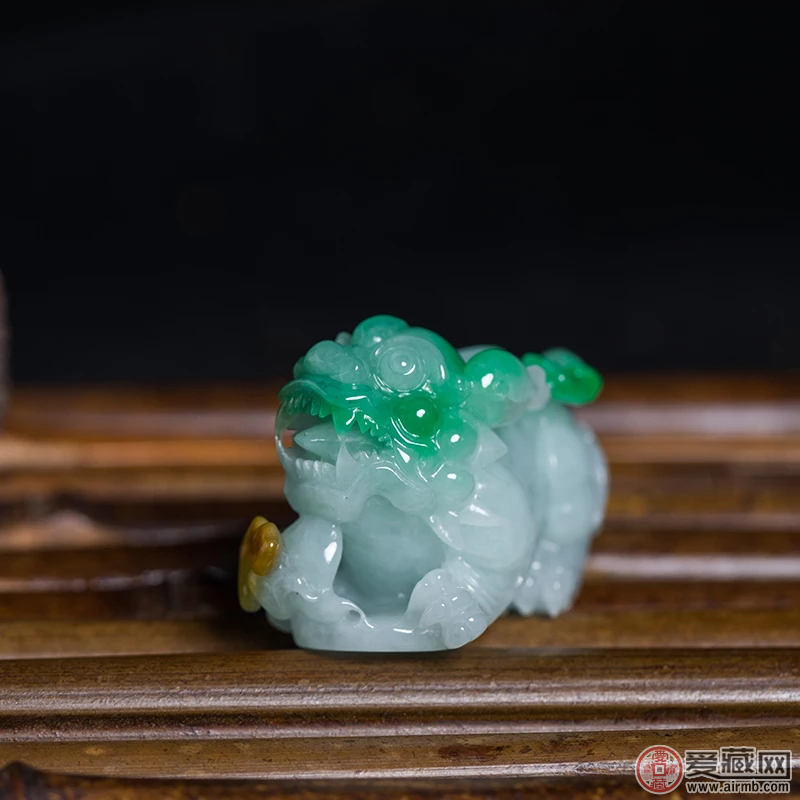 三色翡翠多少钱？ 