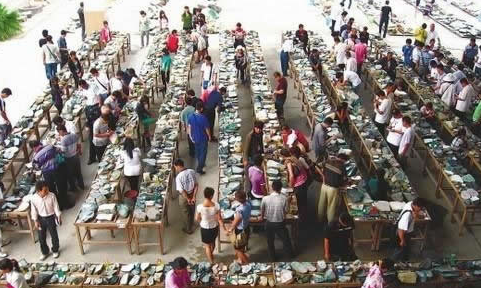 瑞丽翡翠批发市场 瑞丽四大翡翠批发市场   第2张