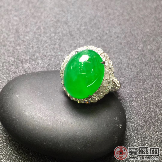 翡翠日常保养需要注意哪些地方？ 