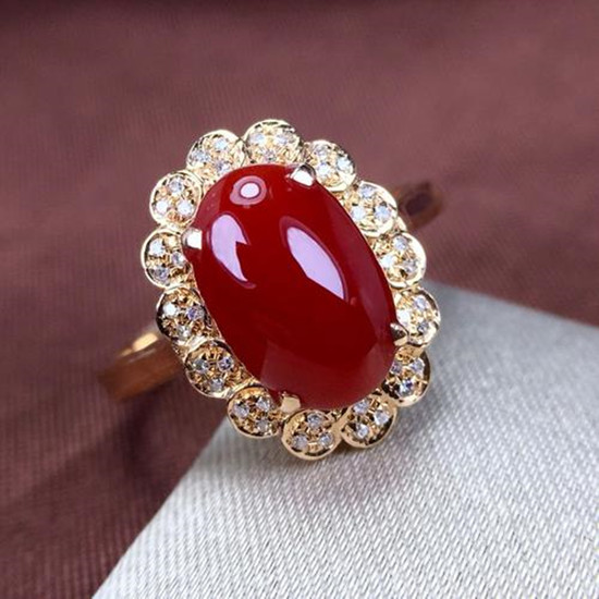 阿卡红珊瑚贵吗 阿卡红珊瑚图片特点   第1张