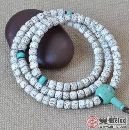 最全的星月菩提子配饰指南 星月搭配饰有哪些   第2张