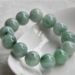 冰糯种翡翠手链二百多是真的吗   第2张