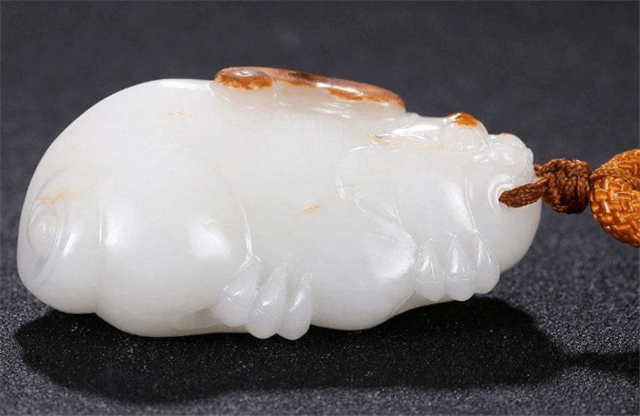 按照产出环境来分类，和田玉的种类有哪些？   第3张