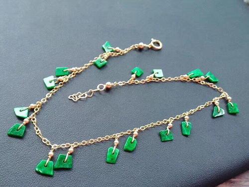 翡翠脚链有哪些款式 佩戴翡翠脚链的作用