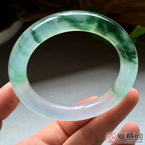 水种翡翠价格的变化，会因为什么？ 