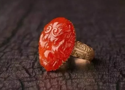 红翡价格 如何判断红色翡翠的价值   第1张