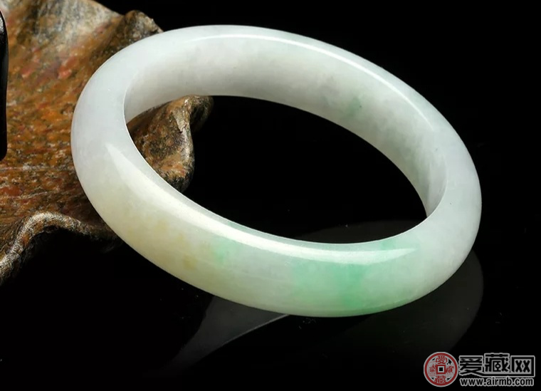 常见的翡翠作假的方法有哪些 