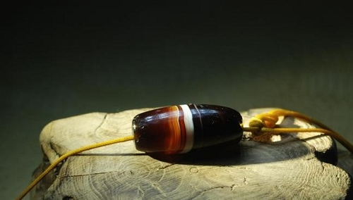 国宝级缠丝玛瑙 缠丝玛瑙是什么 