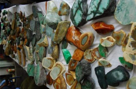 翡翠批发一手货源 翡翠批发一手货源在哪个城市 第1张