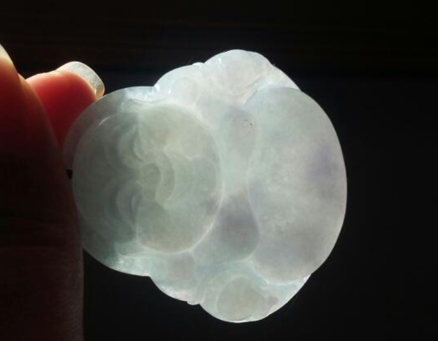 翡翠里的棉絮图片 翡翠棉絮的好坏   第1张