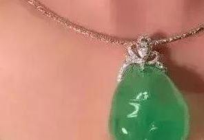 翡翠戴久了里面会生出绿来，这种说法你信吗？   第3张