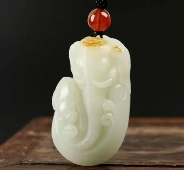 和田玉能用醋洗刷吗 和田玉保养事项   第1张