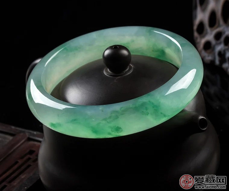 冰糯种翡翠的好坏应该如何鉴定 