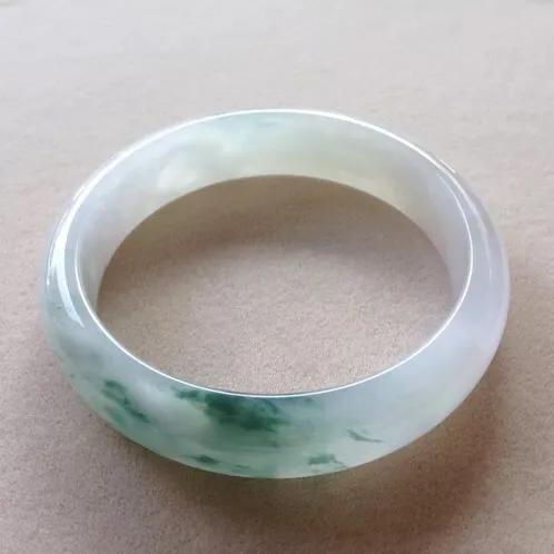 几万，几十万的翡翠和几百万的，差别居然在这里！   第14张