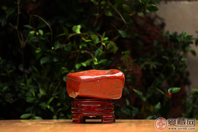 红碧玉鉴定方法特别多 