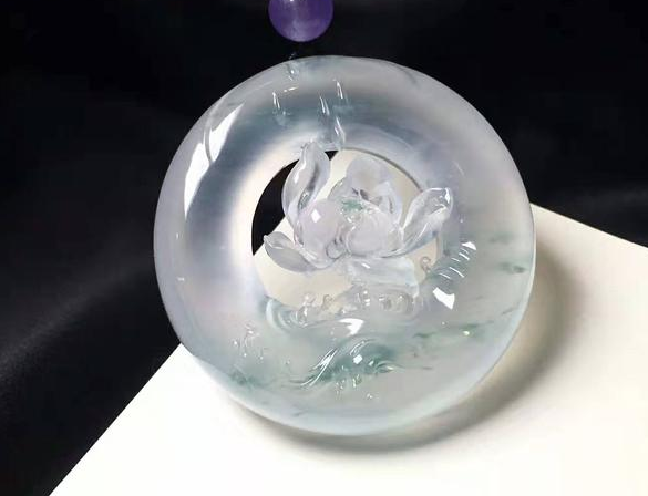 时间赋予的美丽矿藏——翡翠，有着怎样的档次级别，怎么去识别？   第10张