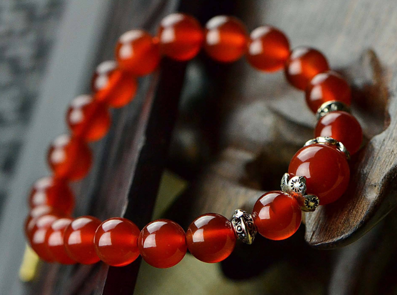 红玛瑙手链价格 影响价格的因素   第2张