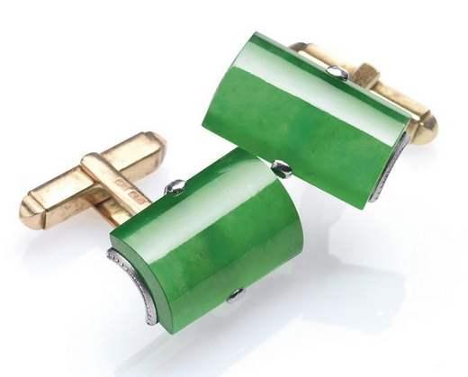 翡翠袖扣有哪些款式 适合佩戴翡翠袖扣的人 