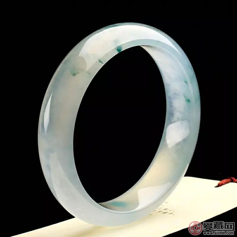 怎样鉴定假的玻璃种翡翠 