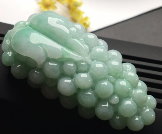 翡翠种怎么看 翡翠的种怎么看好坏   第1张