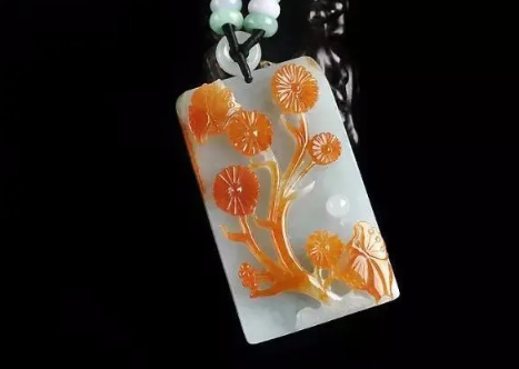 红翡价格 如何判断红色翡翠的价值   第2张