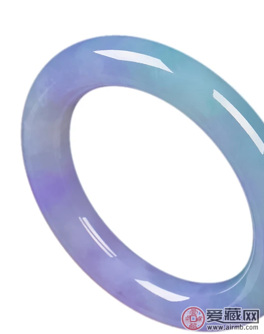 芙蓉种翡翠的功效如何，看了这些你就会明白 