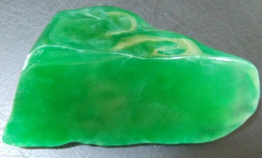 买翡翠原料需要注意哪些问题？ 