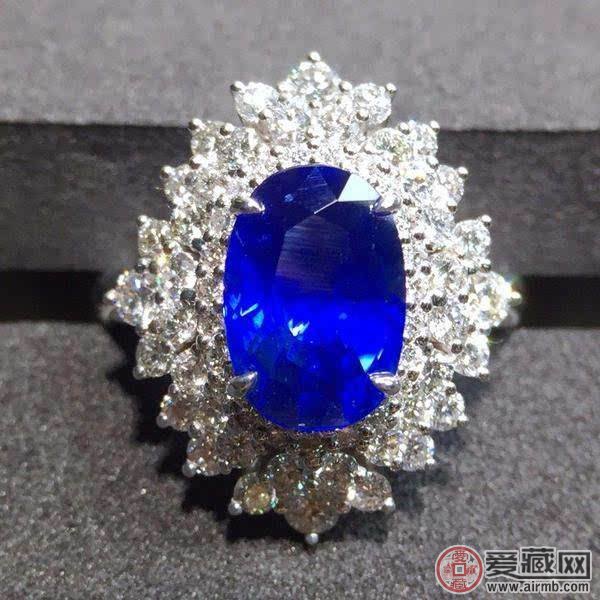 蓝宝石有什么象征意义？为什么蓝宝石价格那么贵？   第2张