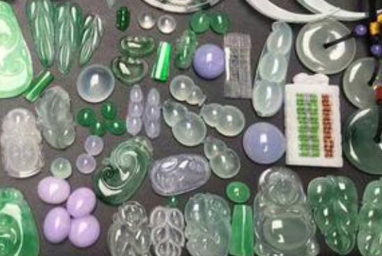 翡翠批发市场在哪里 我国主要的翡翠批发市场   第1张