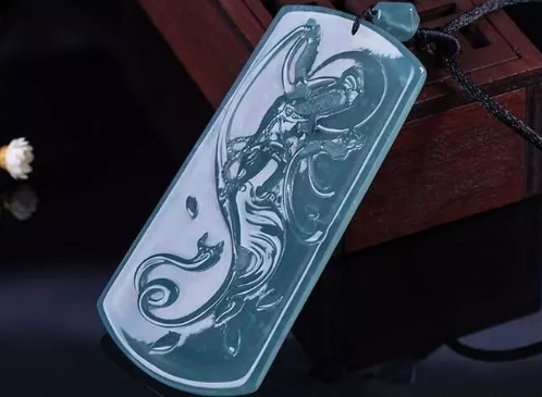 蓝水种翡翠好不好 蓝水种翡翠价格是多少 第2张