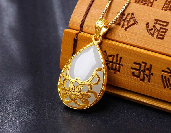 金镶玉吊坠的寓意以及文化意义   第2张