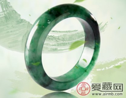 翡翠手镯为什么那么贵？翡翠手镯价格影响因素   第1张