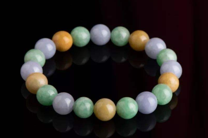 翡翠手串市场价 翡翠手串现在价格多少   第2张