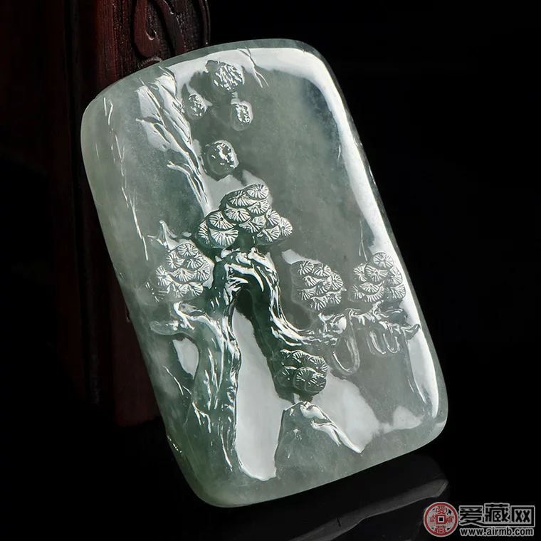 怎样才能买到好的翡翠？好翡翠选购技巧 