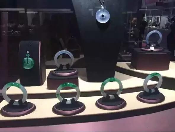 翡翠鉴定：翡翠里的这些俗话一定要了解   第2张