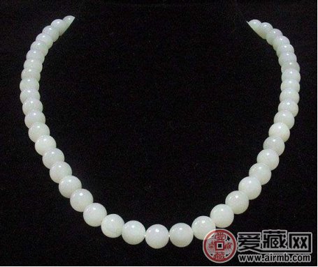 你知道新疆和田玉项链有哪些种类吗? 