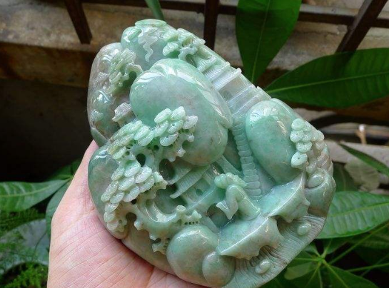 缅甸翡翠批发价格 缅甸的翡翠什么价格   第3张