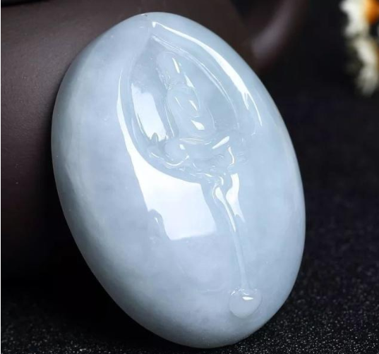 冰糯种翡翠市场价格 冰糯种翡翠一般多少钱   第2张