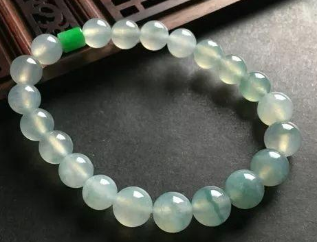 老坑冰种翡翠与普通冰种翡翠有什么不一样？真相都在这里   第7张