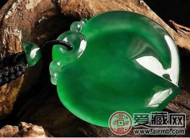 翡翠跟玉石有什么区别? 