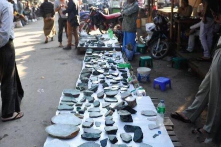 翡翠原石市场在哪里 翡翠原石市场购买原则   第3张