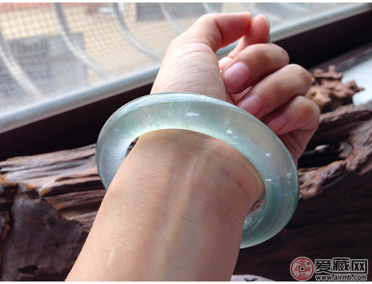 老坑种翡翠功效怎么样？ 