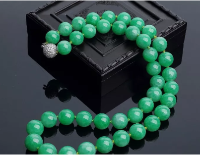 翡翠当前市场价格 翡翠当前价格是多少   第1张