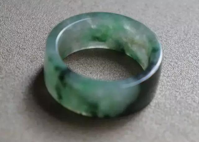 翡翠的“四黑”了解下   第6张