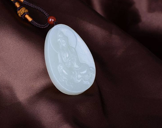 白玉观音像 白玉观音像的寓意   第1张