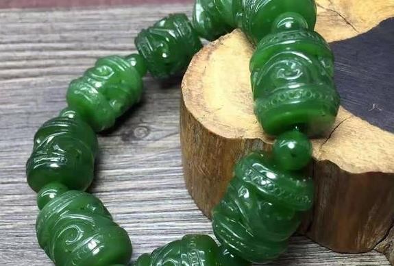 和田碧玉保养和注意事项 和田碧玉如何清洁 