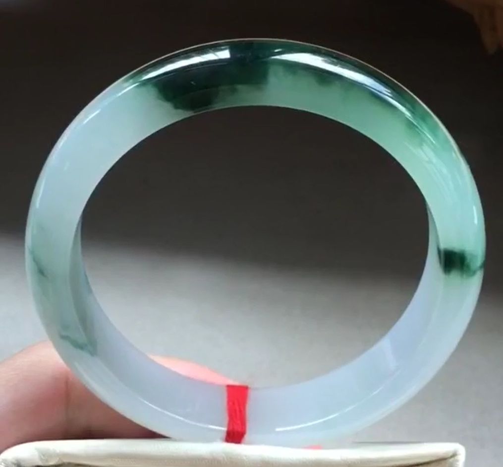 翡翠鉴赏：高冰、色辣！   第2张