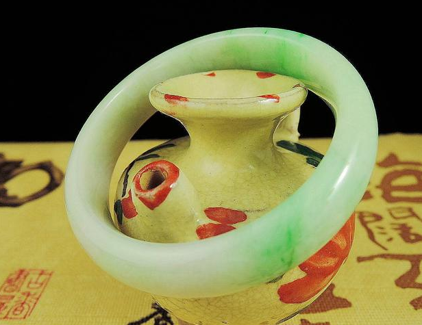 粗豆种和细豆种翡翠 粗豆种和细豆种翡翠图片   第1张